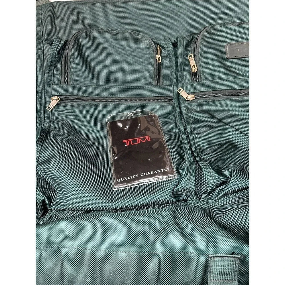 TUMI Alpha Bi-Fold Carry-on Garment Bag Ballistic Nylon Multi-pocket 2998131